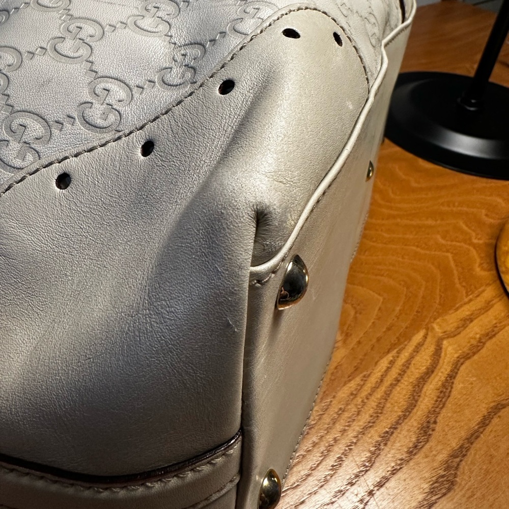 Gucci Cream Leather Punch Tote - Picture 7 of 13